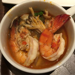 タイレストラン タニサラ - トムヤンクンの具