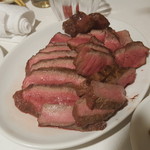 肉山 - 前足のお肉