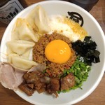 麺や マルショウ - 冷製台湾トロロまぜそば・ザ・肉盛り&水餃子増し(2016/7)