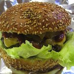 ジャンク - チェダーチーズバーガー700円