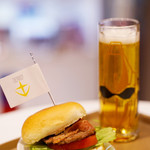 ガンダム カフェ - BLT(ベーコンレタスバーガー)ですね。