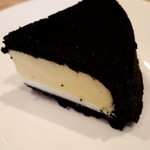 楽天カフェ - 真っ黒チーズケーキ 500円