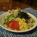 一膳飯屋 八起 - 2016年夏メニュー、冷しゃぶそば750円（税込）。