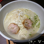 ビッグヘビー チキン - 水炊きラーメン(800円)鶏白湯スープ!!