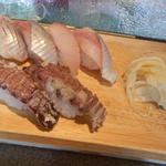 すし処 みどりや - シャコとニシンの物語