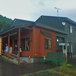 いし豆 - 豪雨の中での訪問