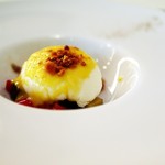 アマルフィ - ペペロナータ（パプリカの甘酢煮）とポーチドエッグ