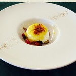 アマルフィ - ペペロナータ（パプリカの甘酢煮）とポーチドエッグ