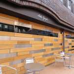 トシ・ヨロイヅカ - 