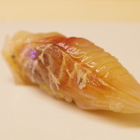鮨 よし田 - イサキ