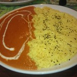 インド料理専門店 クシュクシュ - 7/30カレーセットのカレールーとサフランライス