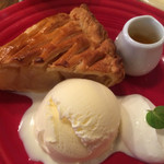GRANNY SMITH  APPLE PIE & COFFEE - 