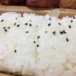 本家かまどや - ご飯ツヤツヤ