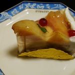 相模原菓子工房 ら・ふらんす - 桃のタルト