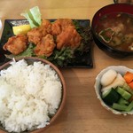 ビアガーデンはずみ - H28.07.31　唐揚げ定食500円。