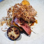 Le vrai - メイン　三河もち豚のローストのアップ