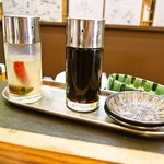 ストライク軒 - 唐辛子の入ったお酢