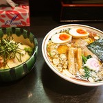 ストライク軒 - ストレート ＆ 特製 まぐろ丼