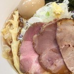 麺屋りゅう - 冷やしラーメン（醤油） + 味玉（アップ）