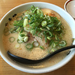 ラーメン 七福じん - ハーフラーメン(パイタン)