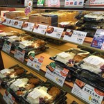 Tonkatsu Shinjuku Saboten - 揚物単品とお弁当があります。