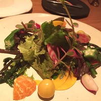 ラ・ボンヌターブル - 畑の味がするサラダ