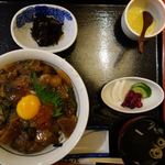 新造屋 - 元祖ぶっかけ丼　1800円（税別）＋大盛り200円