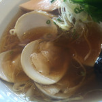 らーめん専門 うしおととり - 限定蛤醤油ラーメン
