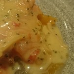 キャトルラパン - まろやかな中にプチプチ食感が楽しい、トマトととんぶりのバターソース