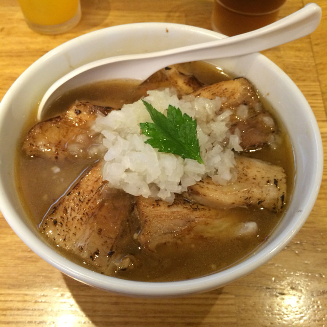 伊藤方向の煮干しの塊のラーメン By 青いとんかつ 煮干し中華そば 三四郎 江古田 ラーメン 食べログ