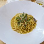 オスピタリタ・ダ・オリーノ - 穴子とししとうのアーリオオーリオ～サフラン風味～パスタ