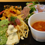 シャンパン キッチン つもと