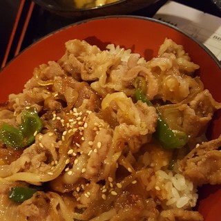 鉄板肉酒場 二代目亀田精肉店_0