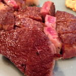 くいしんぼー山中 - 外側はカリっと、中はほんのり温かくジューシー