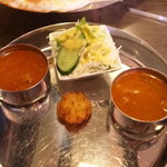 タージインドカレー - Ｂセット（１０倍・チキン，野菜・アップ）