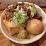 秋元屋 - 煮込み＆煮たまご（通称ニコタマ）