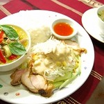 TAI THAI SAB ISAN - タイカレー