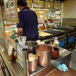 くらま - この店のコンセプトは良くわからないが、たこ焼き屋＋揚げ物屋ということらしい