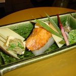 四季亭 - 桜鱒の白酒焼きに味噌豆腐田楽
