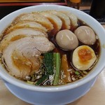 友愛亭 - ストレート正油＋チャーシュー増量＋チャーシュー増量＋煮玉子＋煮玉子