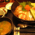 炉端かば - 海鮮丼（８種盛り）