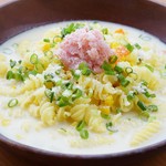 ズワイ蟹とコーンのクリームソース フジッリ 白味噌をアクセントに