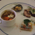 AKISAKURA - 前菜３種類とスープ