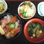 Ebisuya - えびす家海鮮ちらし寿司ランチ