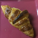 ネモ・ベーカリー＆カフェ - 発酵バタークロワッサン