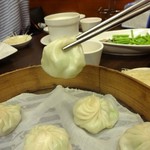 明月湯包 - エビとヘチマ