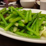 明月湯包 - アスパラと椎茸の炒めもの