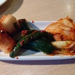 一升びん - キムチ盛り合わせ６８０円