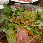 トラットリア クアルト - 大きなカツオがたくさん入ったカルパッチョ