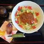 菊太郎 新富 - トマミートまぜ麺900円／平成28年8月